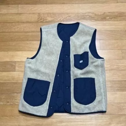 리버시블이라 활용도 높고 귀여워요 ! 여름빼고 쭉 잘입을 것 같습니당