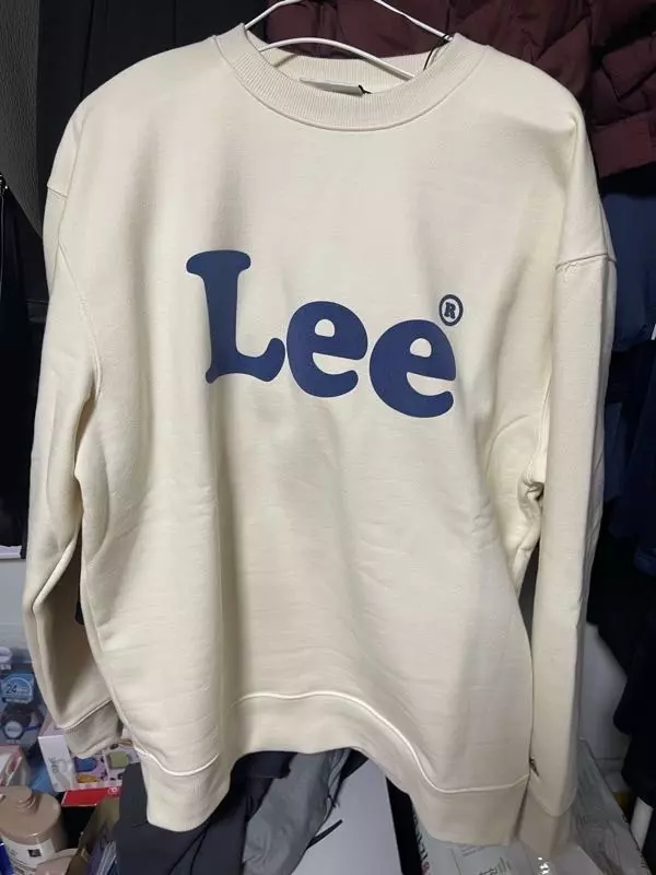 루즈핏이라 M 으로 했는데 딱 좋네요 너무 예쁘다!