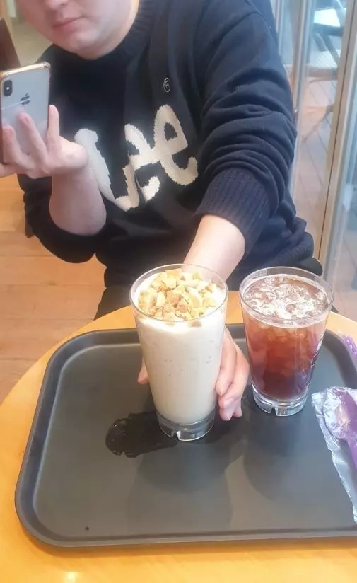 남자친구 사줬는데 진짜 깔끔하고 이뻐요사이즈도 딱맞고 완전 맘에들어요