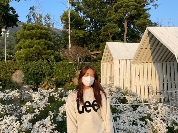 도톰하거 퀄리티 젛아용사이즈는 에스 치고 많이 커서 여성분이면 에스면 충분 할 듯 합