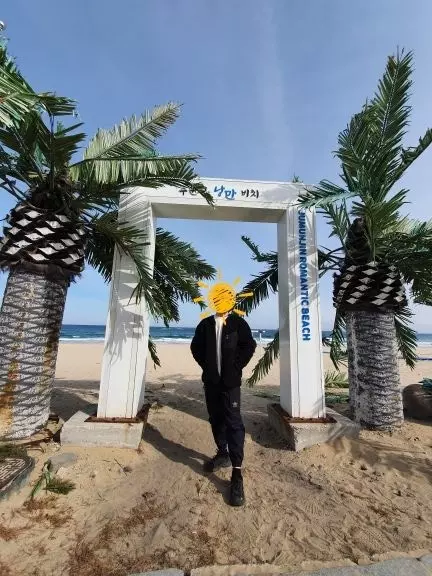 가볍게 입기 좋아요.가슴,총길이 루즈핏으로 입기 좋아요