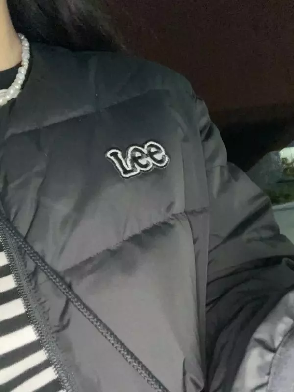 다괜찮은데 어깨가 큼 흑흑 동거남이랑 같이입어어지