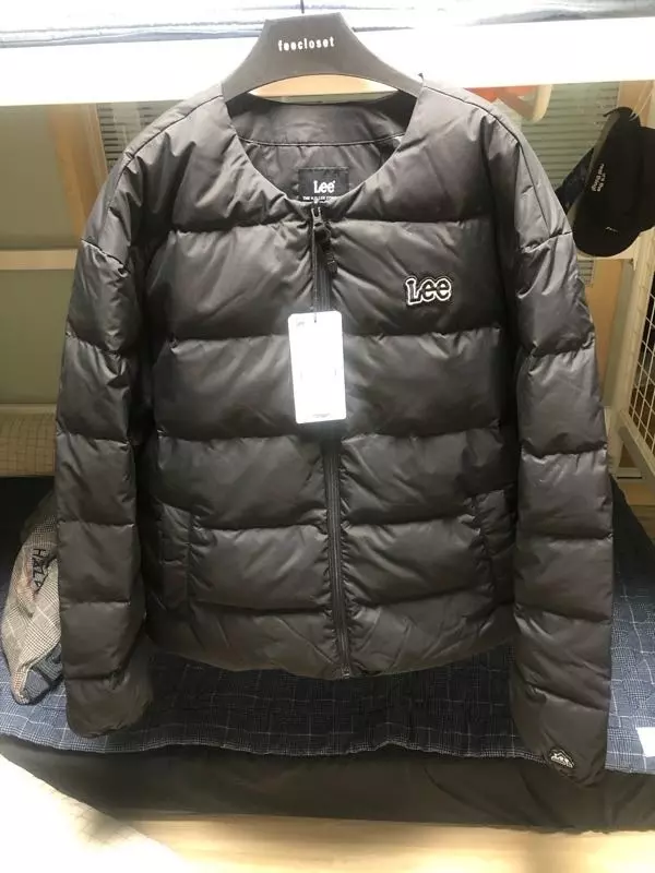 사이즈도 맞고 좋아요 팔이 조금 긴것만 빼고요!요긴하게 입을거 같습니다