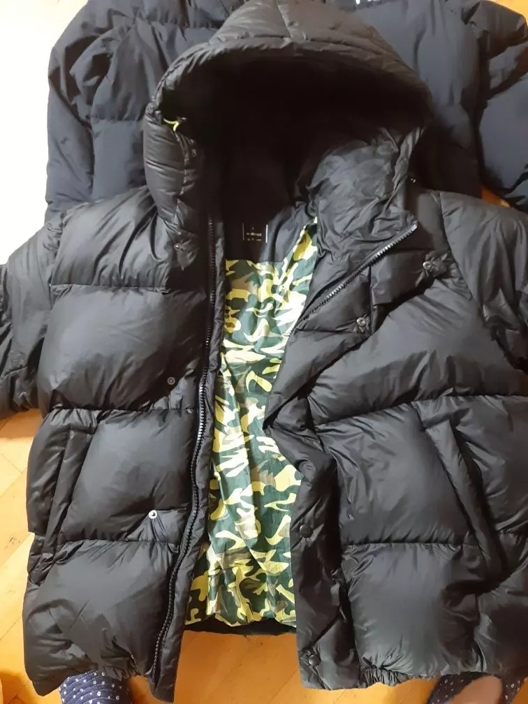 너무 춥지도 않고 간절기라기에도 애매한 날씨에 잘 입었네요~^^