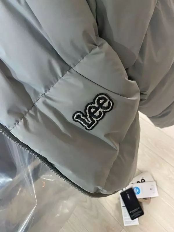 가볍고 예쁘고 따뜻하고폼나고 고딩학생이 마음에들어합니다