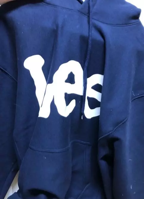 기모 따뜻하고 핏 잡아줘서 좋아요! 색도 다른 색보다 훨 예쁩니다