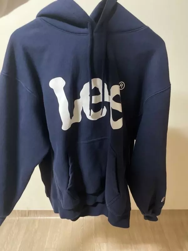 기모라서 따뜻하고 겨울에 잘 입고 다닐거 같네요