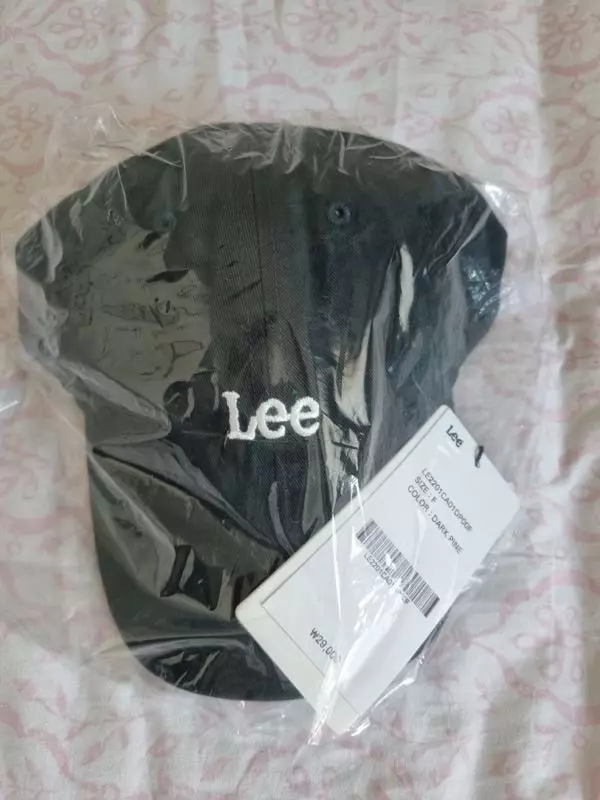 색감이 너무 좋고 깔끔하네요 ㅎㅎ 여자친구 선물하려고요