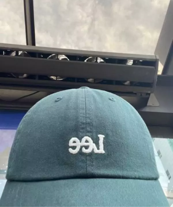 생일 선물 했었는데 색감도 예쁘고 사이즈도 괜찮습니다