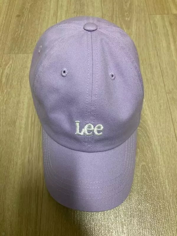 베이지사고 맘에 들어서 라벤더도 사봤는데 라벤더는 피부 밝으신분들한테 추천합니당