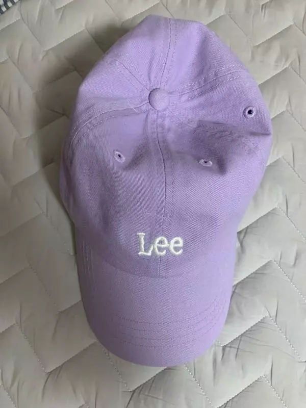 너무 예뻐요 색도 예쁘고 그저 최고입니다ㅜㅜ 핏도 예술이에요