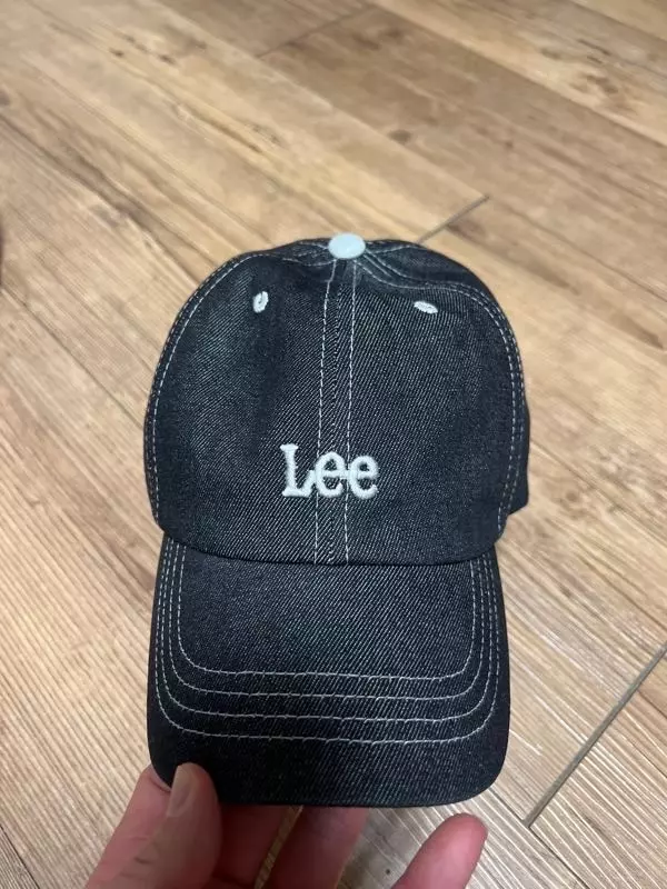 저렴한 가격인데 퀄리티가 좋아보이는 모자 정말 최고입니다.!