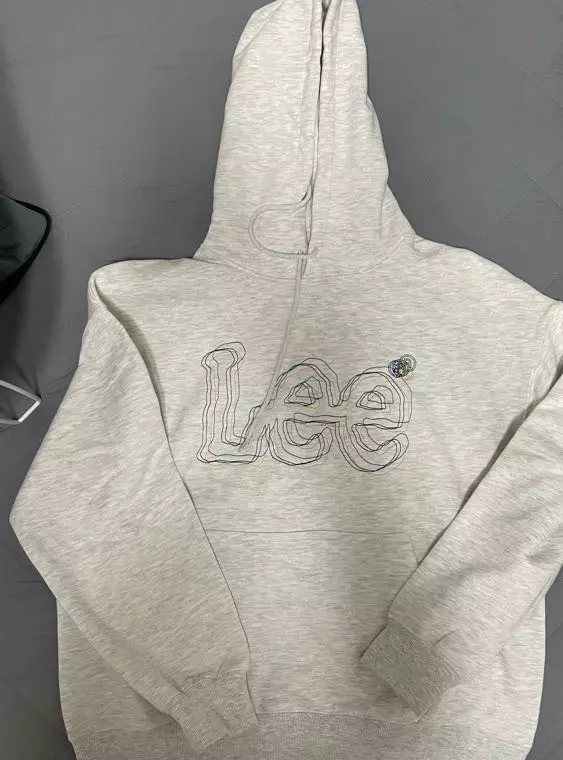 디자인도 독특하고 목도 짱짱하고 예뻐요. 추천합니다.