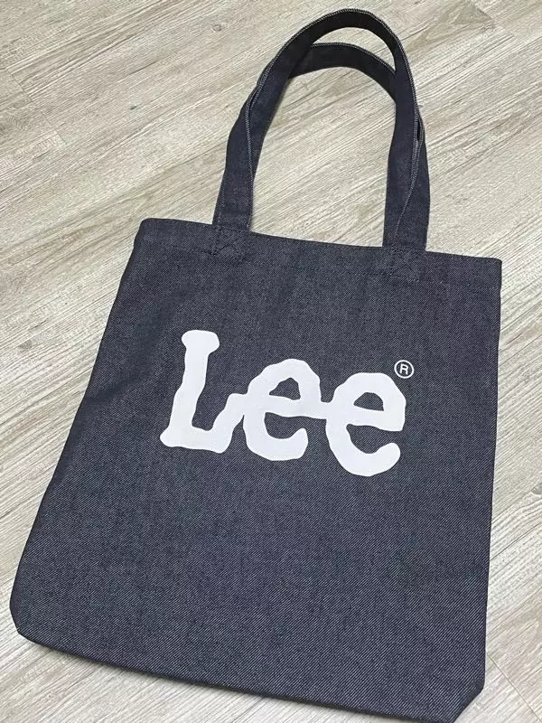 할인할 때 잘 샀네요 튼튼하고 오래 쓸 수 있을 것 같아요