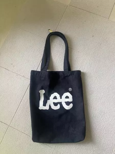 좋아요!! 오빠 선물로 줬는데 잘 쓰는 중 저고 몇번 뺏어쓰려구요