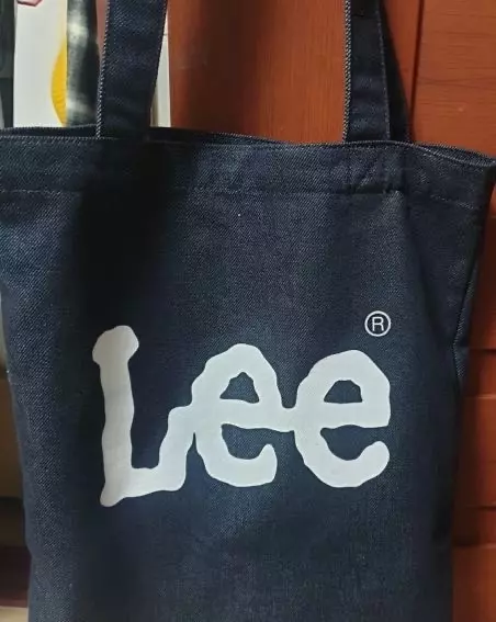 친구 선물해주려고 샀는데 친구가 만족해서 저도 좋네욤~