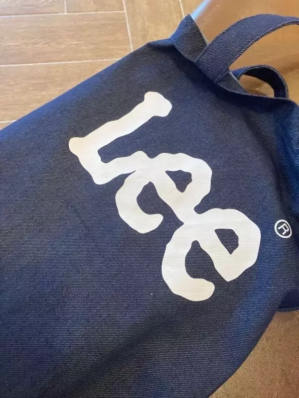 수납공간이 너무 많아서 좋았어요! 지금도 잘 쓰는 중!