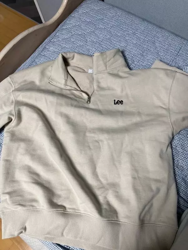 진짜 대만족하는 최근에 산 옷중에 하나 엄청 잘입어요