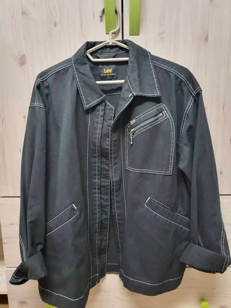 안에 가벼운티와 잘어울리는 옷입니다! 추천드려요!!