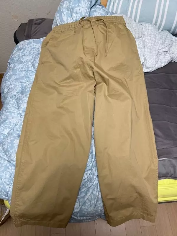 핏감 좋고 원단이 얇아서 겨울엔 못입지만 여름에도 충분히 활용 가능할듯합니다 좋아요