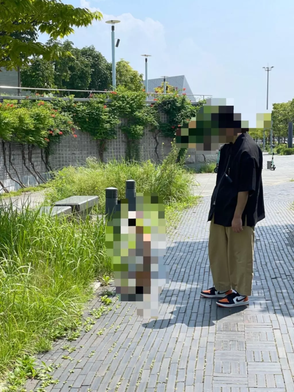 컬러가 예뻐서 좋아요. 디자인도 예뻐서 만족해요.