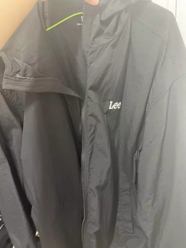 운동갈 때도 좋고 그냥 휘뚜루마뚜루 입기 너무 좋아요!!!