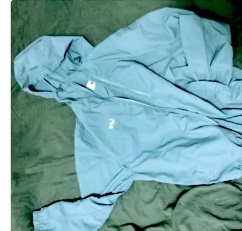 좋습니다 색 좋고 핏 좋고 조아요올이라시다비져