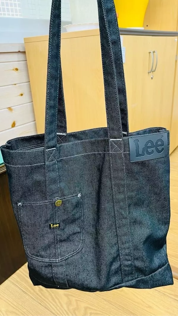 하얀거 너미 지저분해져ㅛㅓ 새로 구입함넉넉하이 굿이어요