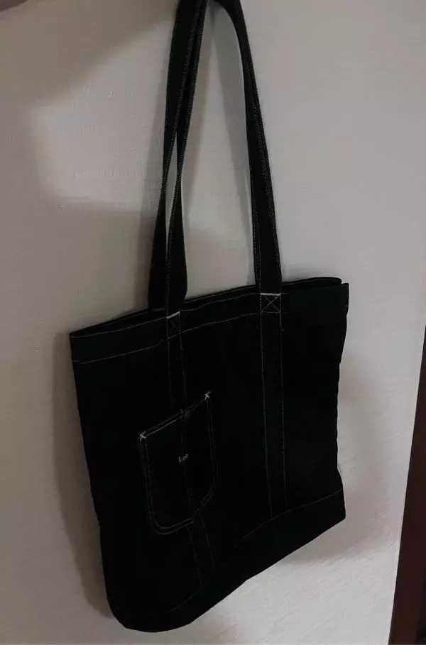 커서 많이 들어가고 끈 길어서 매기도 편함 강추츄추추