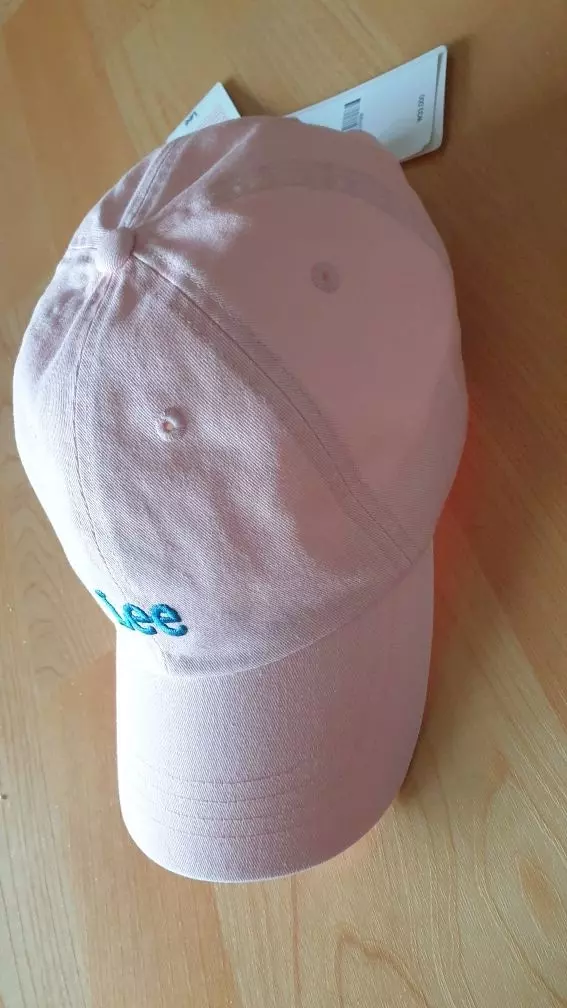 딸기우유빛에 파랑색로고 색감이 너무예뻐서 고민없이 선택했어요. 받아보니 화면보다 