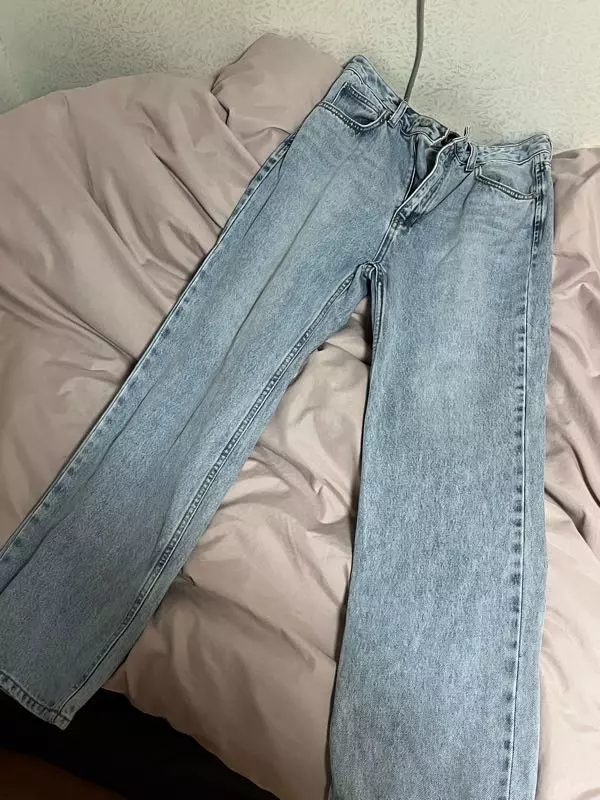 잘 입어요 사이즈도 딱 맞아요 길이도 괜찮아요 다 좋아요 굿!