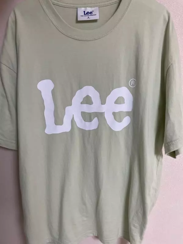 와우 Lee티 길 가면 정말 많지만 그래도 덜 흔할 것 같은 데다가 색감도 예쁜 세이지 그