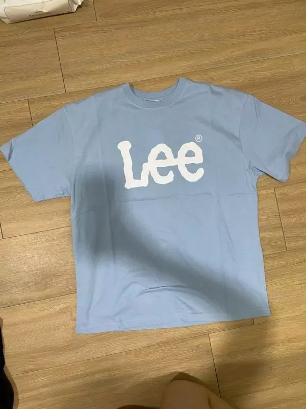 파스텔톤 하늘색이라 색감이 진짜 예뻐요 여러가지 컬러 중에 이거 고른 걸 잘한 거 같