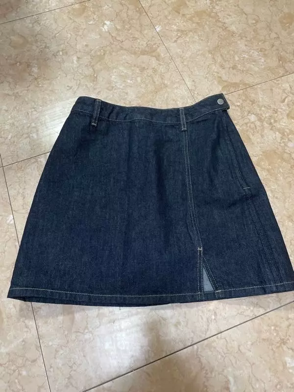 사이즈 좋아요 s샀어도 입을 수는 있을 것 같지만 m은 허리도 남아서 편하게 입을 수 있