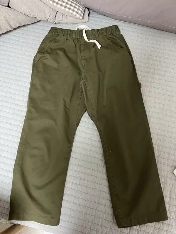 지금 입기에는 덥고 가을에 입으면 좋을것같아요
