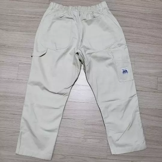 상품 잘받았습니다 사진이랑 동일하고요 너무 이쁘네요