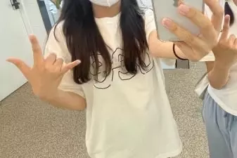 개편해서 학원 갈 때 맨날 입는 거 같아요 심지어 예쁨!!!!!🤤🤤🤤 개나이스