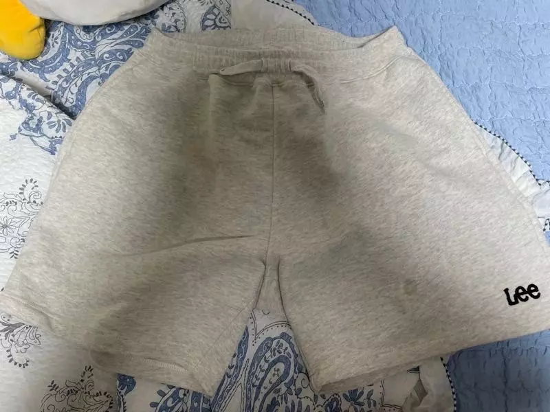 일단 디자인은 말할것도없이 너무 이쁘고여 길이도 적당해여 근데 두께감이 조금 있네요