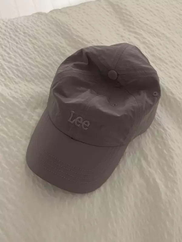 너무 예뻐요!!! 포인트 주기도 좋고 색감이 너무 예뻐요 근데 다른 후기대로 최대로 줄