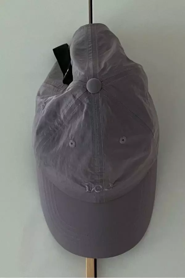 딱 생각한 색감과핏이에요 바스락거리는게 느낌이 좋음