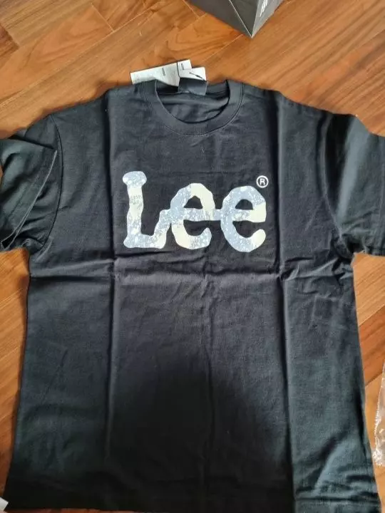 깔끔하구 귀엽네요.중딩아이가 좋아라합니다.요즘 대세인듯요!!