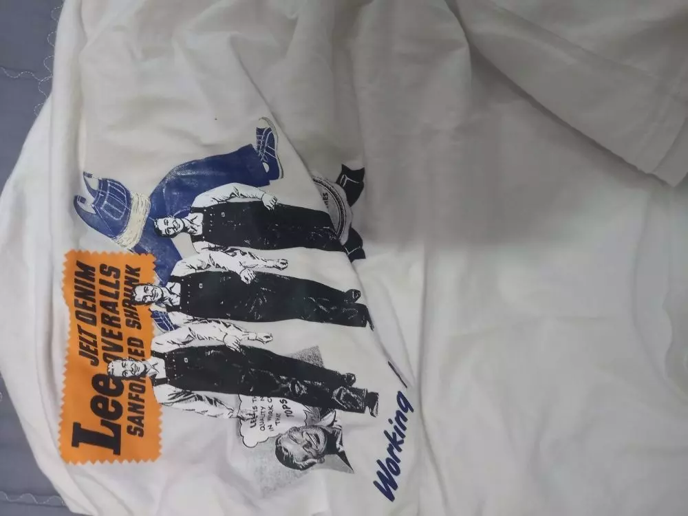 좋습니다 한 번 사서 장착해보세요 아주 굿굿인 아이템