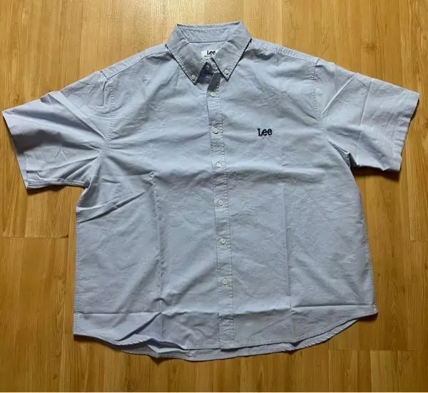 품이 너무 커서 핏이 좀 아쉬운데 색상 시원해서 괜찮아요