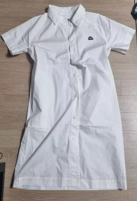 휘뚜루마뚜루 입고다녔어요대신안에 다비쳐서 허허하하이너원피스 꼬오옥 필수필수깨끗