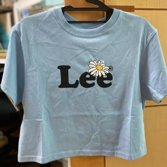 딱 맞아용-! 색감도 좋도 꽃이 포인트로 있어서 더 귀염><