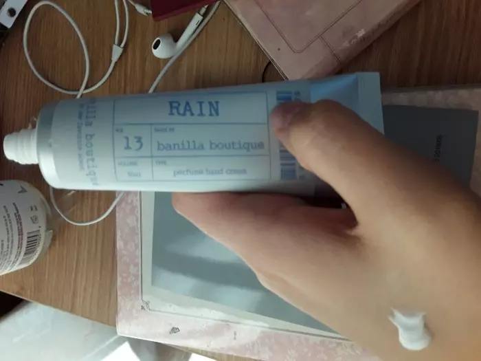 바닐라부티크 퍼퓸 핸드크림
