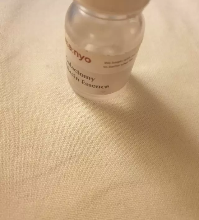 계속  사용하는  아이템입니다 가성비짱입니다 스킨 다음에  쓰면  촉촉 하고 부드러움