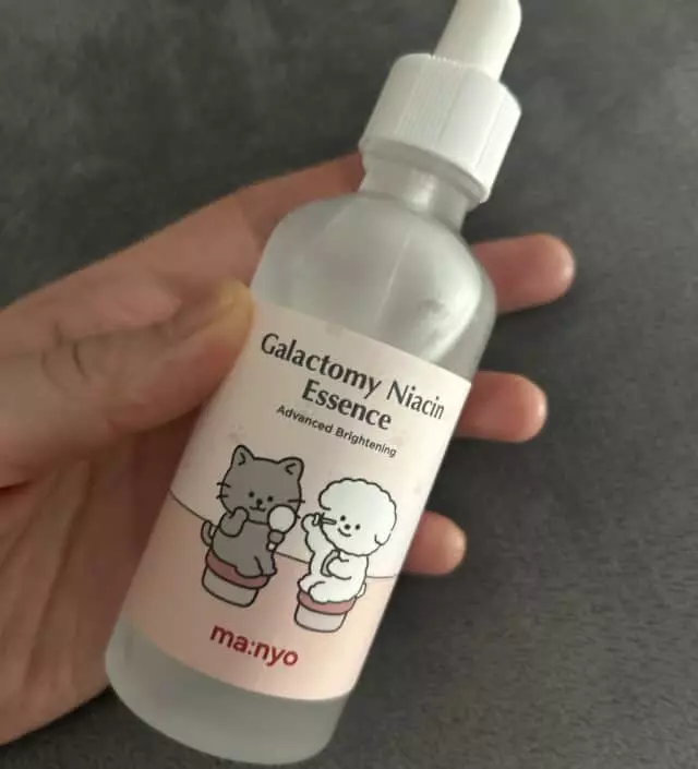 샘플 사용 후 화장이 잘 먹어서 구매하는 앰플!
