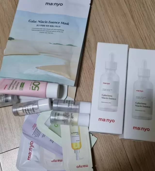 이번에 갈릭 기초 스킨토너 크림 미스트 에센스까지 1+1으로 풀로 구매했습니다. 건성피