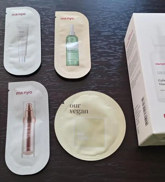 갈락토미 나이아신 에센스 50ml 더블 세트 (+증정)
